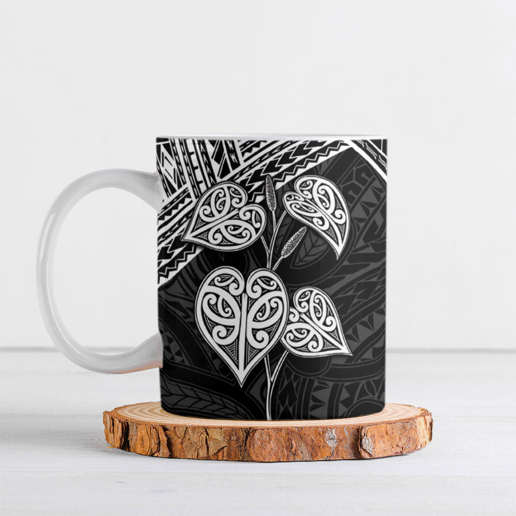Black New Zealand Kawakawa Maori Ngaru Ceramic Mug
