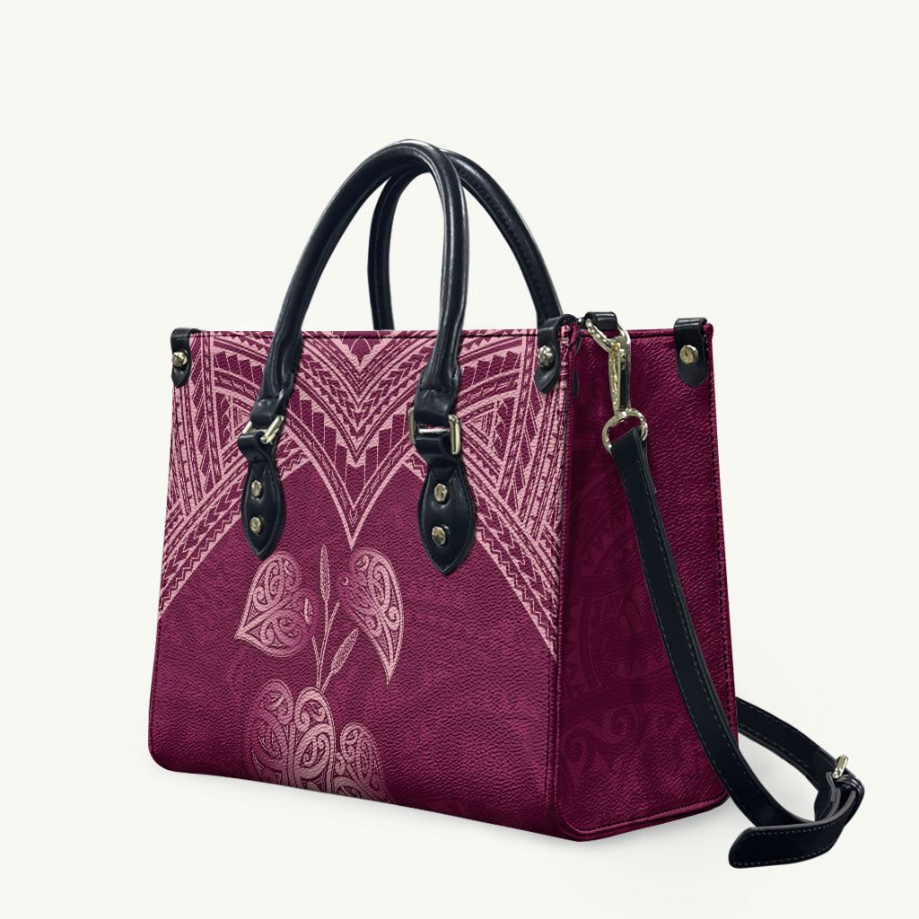 Burgundy New Zealand Kawakawa Maori Ngaru Leather Bag