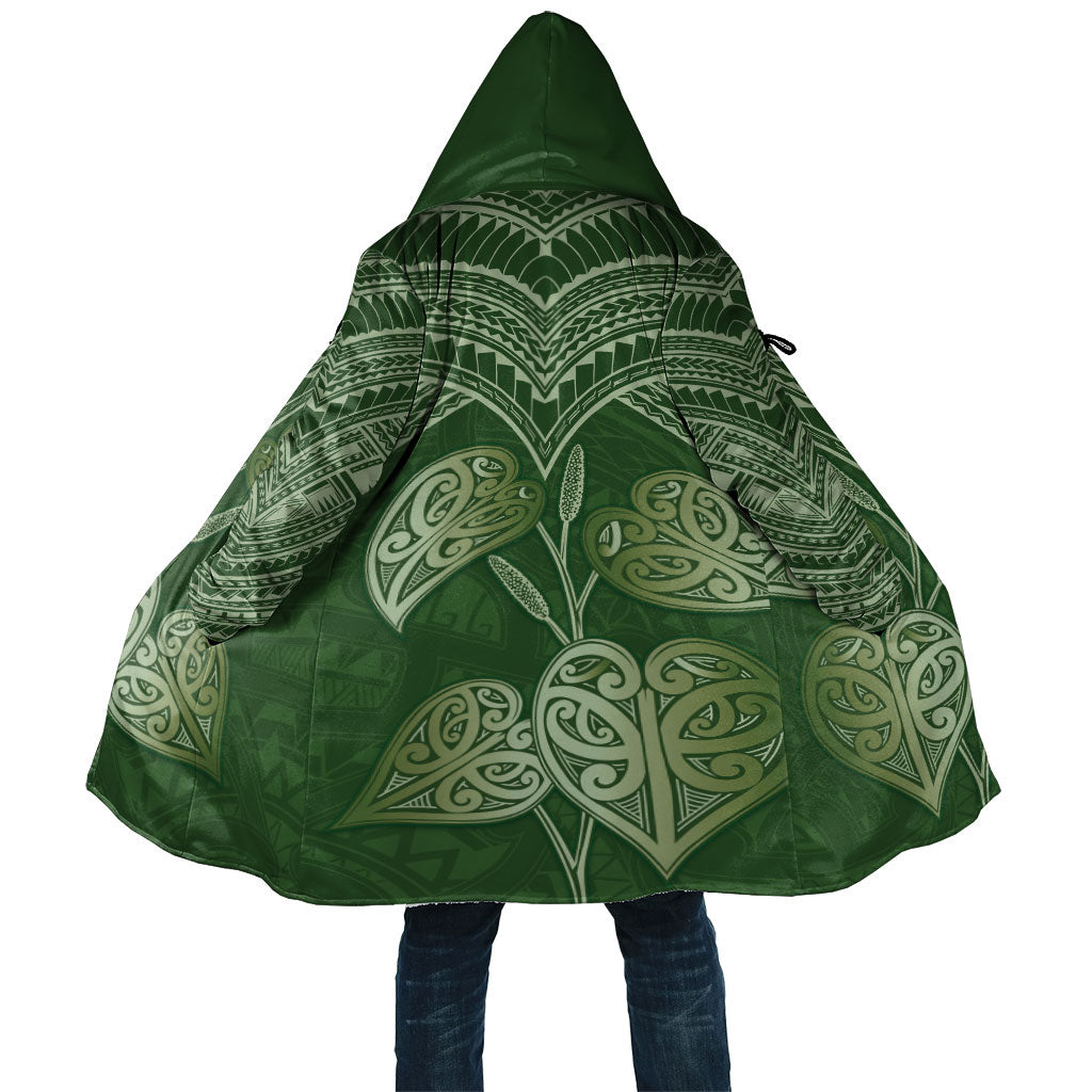 Green New Zealand Kawakawa Maori Ngaru Cloak