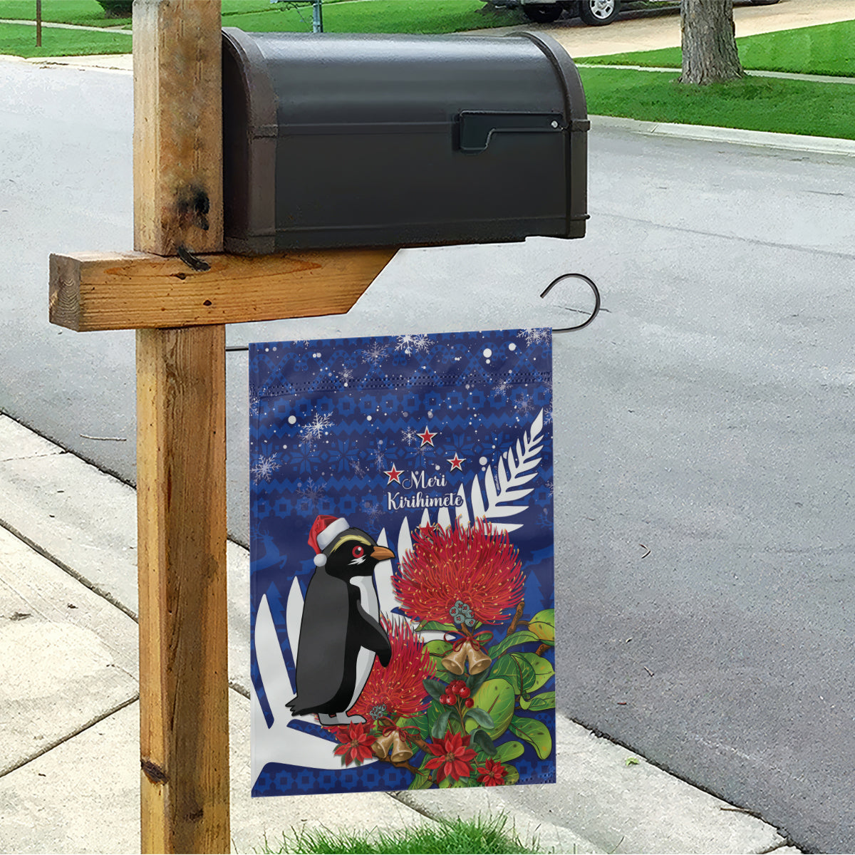 New Zealand Christmas In July Garden Flag Fiordland Penguin With Pohutukawa Flower LT14 - Polynesian Pride