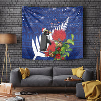 New Zealand Christmas In July Tapestry Fiordland Penguin With Pohutukawa Flower LT14 - Polynesian Pride