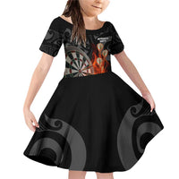 Personalised Aotearoa Darts Family Matching Off Shoulder Short Dress and Hawaiian Shirt Maori Koru Flaming Dartboard LT14 Daughter's Dress Black - Polynesian Pride