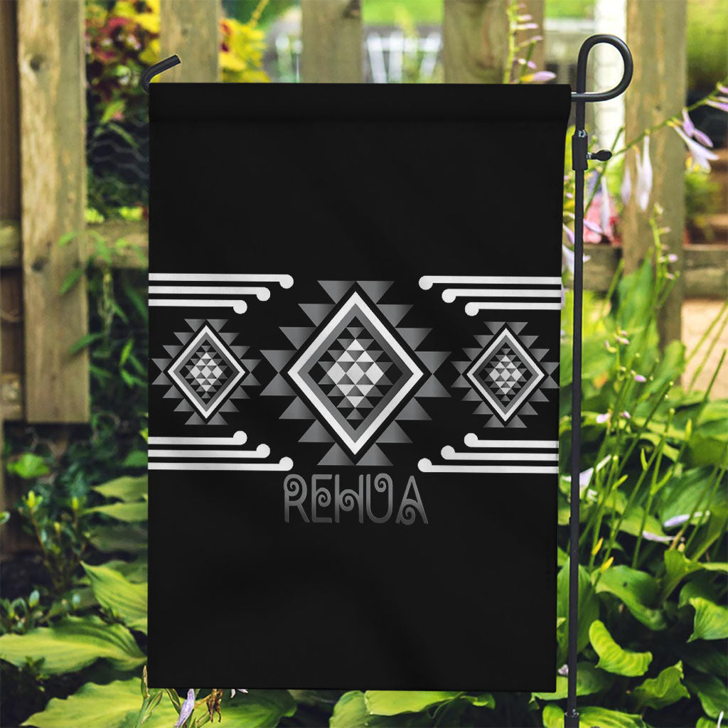 Aotearoa Atua Rehua Garden Flag Maori God Of Healing Taniko Motifs LT14 Garden Flag Grey - Polynesian Pride