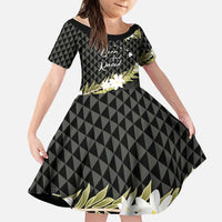 Born And Raised Aloha Hawaii Family Matching Off Shoulder Maxi Dress and Hawaiian Shirt Kanaka Kakau Hawaiian Tiare Pakalana Lei LT14 Daughter's Dress Black - Polynesian Pride
