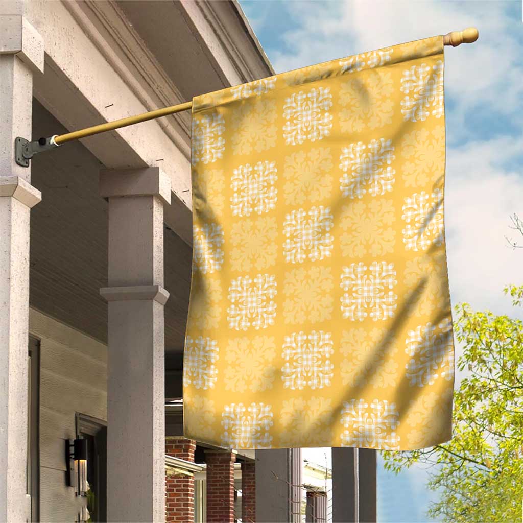 Yellow Palaka Quilt Hawaii Garden Flag Traditional Hawaii-plaid Pattern - Polynesian Pride
