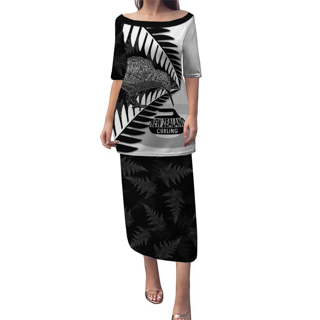 New Zealand Silver Fern Curling Personalised Family Matching Puletasi and Hawaiian Shirt Aotearoa Kiwi Ponga Black White Version LT14 Mom's Dress Black - Polynesian Pride