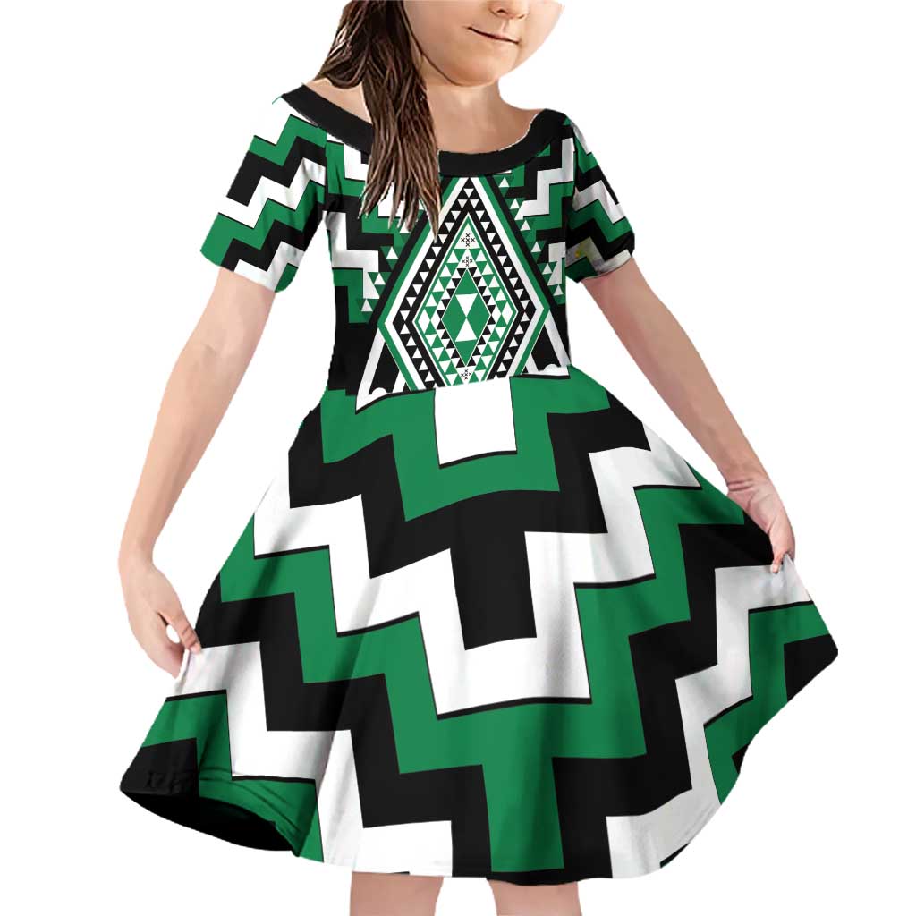 Green Aotearoa Taniko Poutama Patikitiki Family Matching Off Shoulder Short Dress and Hawaiian Shirt LT14 Daughter's Dress Green - Polynesian Pride