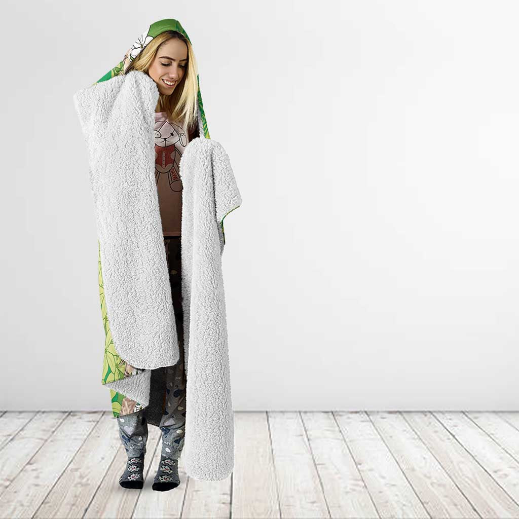 Cook Islands Tiare Maori With Conch Shell Hooded Blanket Pasifika Fest Polynesian Tattoo Green