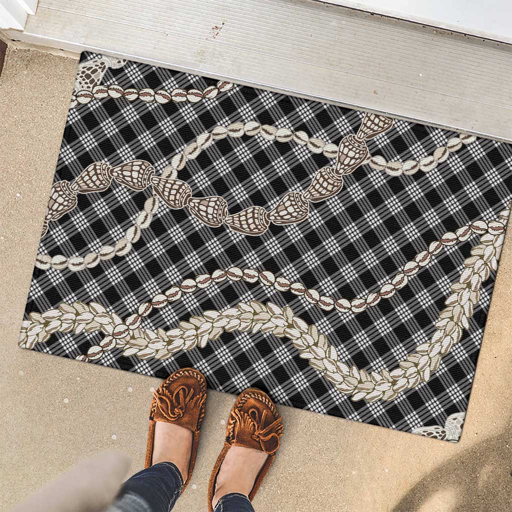 Black Aloha Hawaii Shell Lei Rubber Doormat Palaka Hebrew Cone Honey Cowrie Elegant Curves - Polynesian Pride