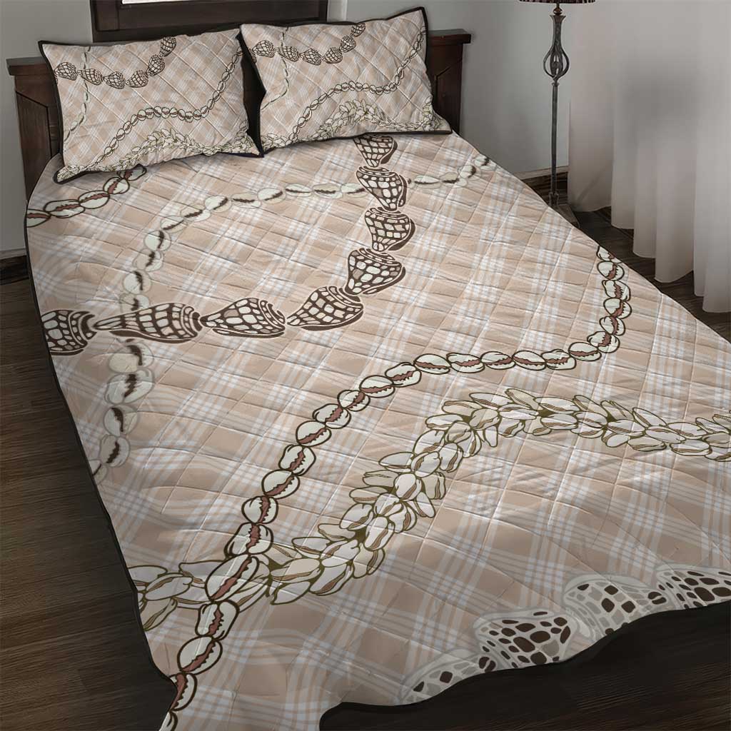Beige Aloha Hawaii Shell Lei Quilt Bed Set Palaka Hebrew Cone Honey Cowrie Elegant Curves - Polynesian Pride