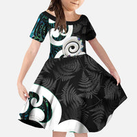 Aotearoa Koru Family Matching Summer Maxi Dress and Hawaiian Shirt Cyan Maori Paua Shell Mix Silver Fern LT14 Daughter's Dress Black - Polynesian Pride