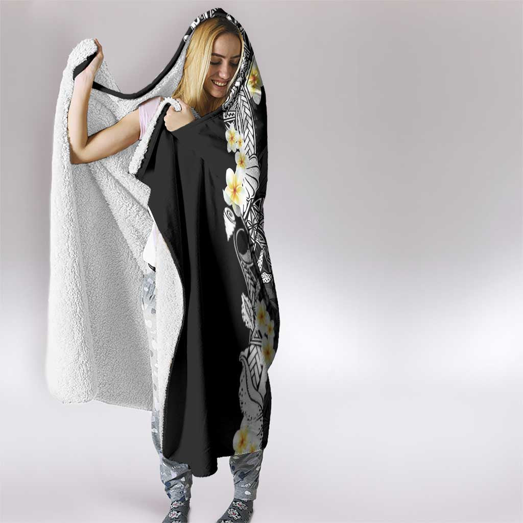 Black Samoa Tattoo Hooded Blanket Plumeria Samoan Ocean Tatau Pattern - Polynesian Pride