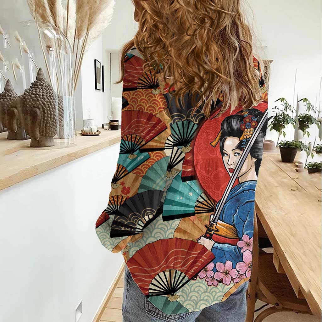 Japanese Geisha Katana Women Casual Shirt Japan Sensu Seigaiha Pattern - Polynesian Pride