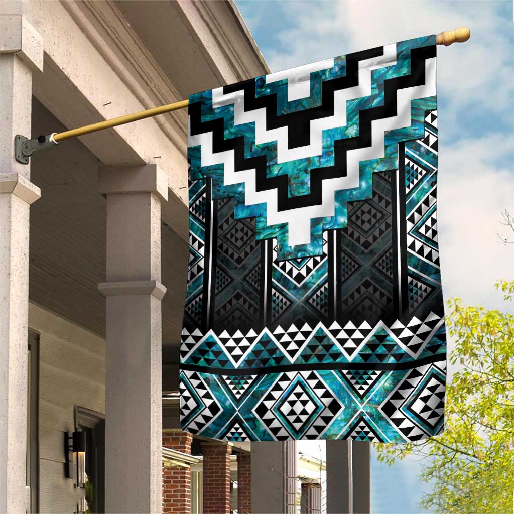Paua Shell Taniko Pattern Aotearoa Garden Flag Niho Taniwha Mix Poutama LT14 House Flag Turquoise - Polynesian Pride
