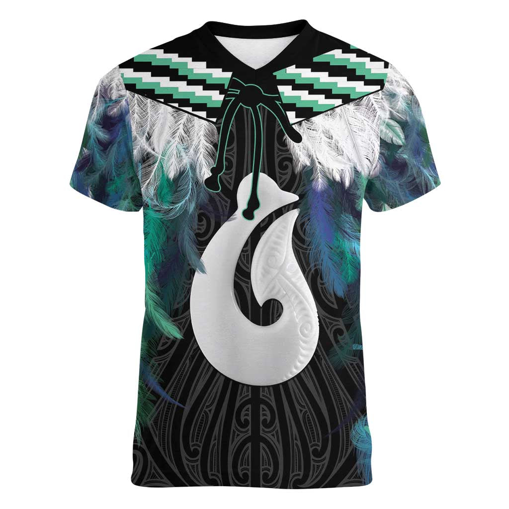 Aotearoa Korowai Motif Women V-Neck T-Shirt Hei Matau Poutama Maori Pattern