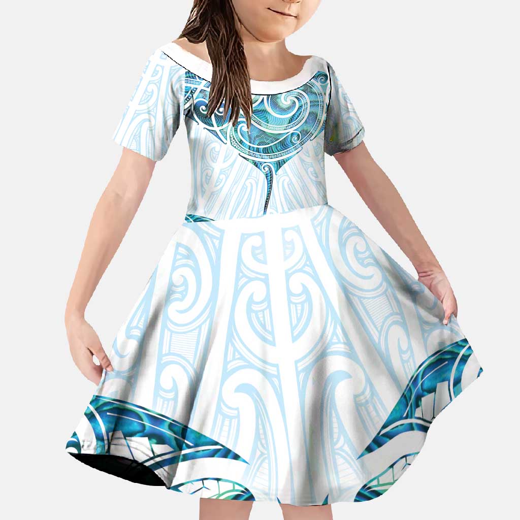 New Zealand Manta Ray Tattoo Family Matching Off Shoulder Maxi Dress and Hawaiian Shirt Aotearoa Maori Haehae Paua Shell LT14 Daughter's Dress White - Polynesian Pride