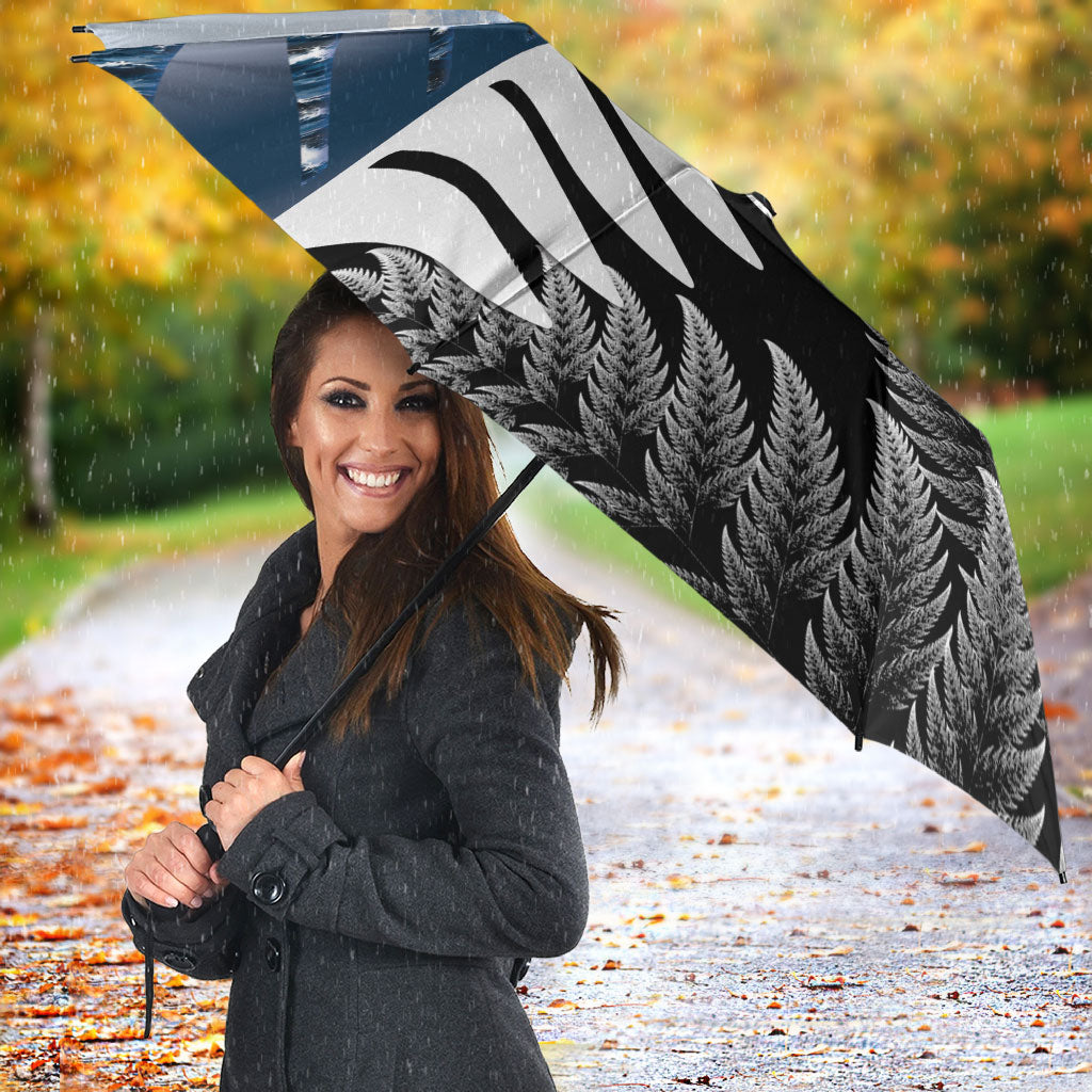 Personalised New Zealand Pakeha Umbrella Kiwi Silver Fern and Sailing Ship Compass LT14 - Polynesian Pride