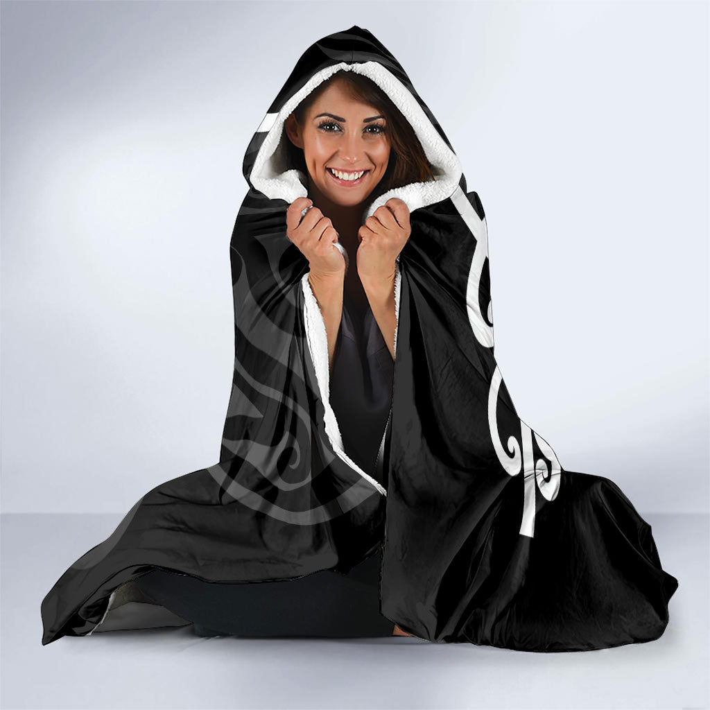 Lil Pakeha Lil Maori New Zealand Hooded Blanket Kiwi Proud Mangopare Pattern LT14 - Polynesian Pride