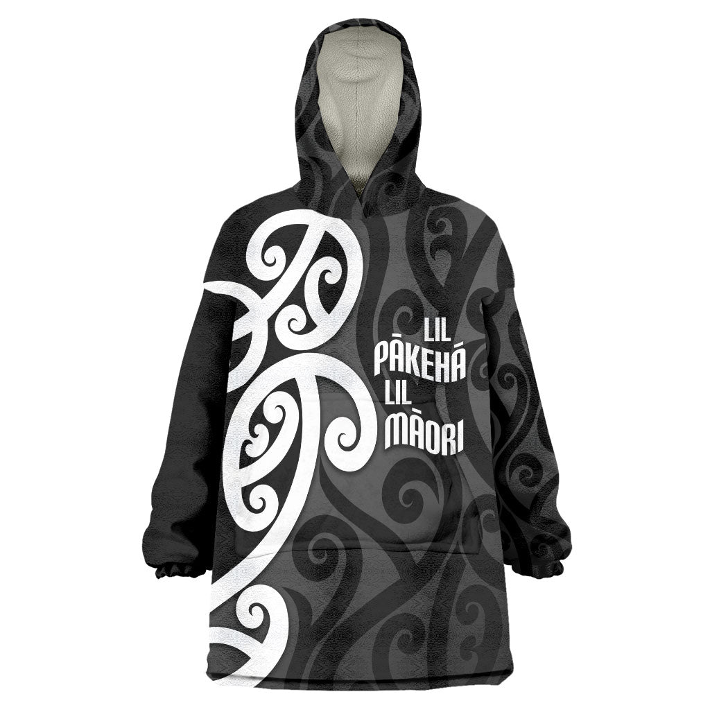 Lil Pakeha Lil Maori New Zealand Wearable Blanket Hoodie Kiwi Proud Mangopare Pattern LT14 One Size Black - Polynesian Pride