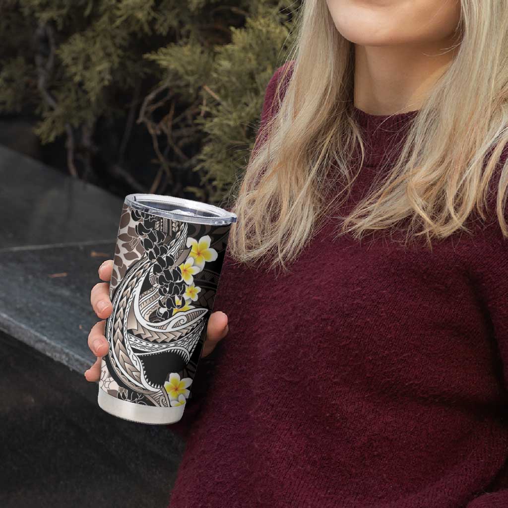 Brown and Black Hawaii Shark Tattoo Tumbler Cup Puakenikeni Lei Plumeria Polynesian Pattern - Polynesian Pride
