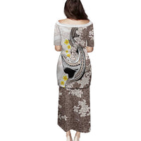 Brown and White Hawaii Shark Tattoo Family Matching Puletasi and Hawaiian Shirt Puakenikeni Lei Plumeria Polynesian Pattern LT14 - Polynesian Pride