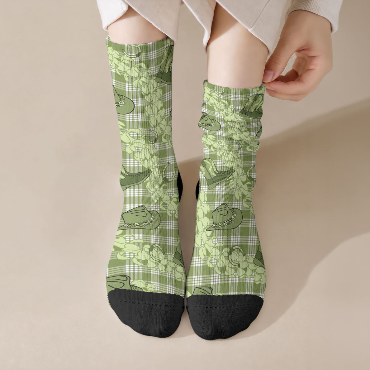 Lime Palaka Hawaii Cowboy Crew Socks Puakenikeni Lei Paniolo Papale Seamless Vibes LT14 Crew Socks Lime - Polynesian Pride