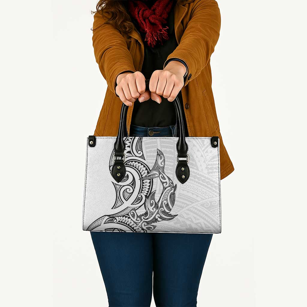 New Zealand Hammerhead Shark Leather Bag Maori Haehae Mangopare White - Polynesian Pride