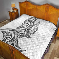 New Zealand Hammerhead Shark Quilt Maori Haehae Mangopare White LT14 - Polynesian Pride