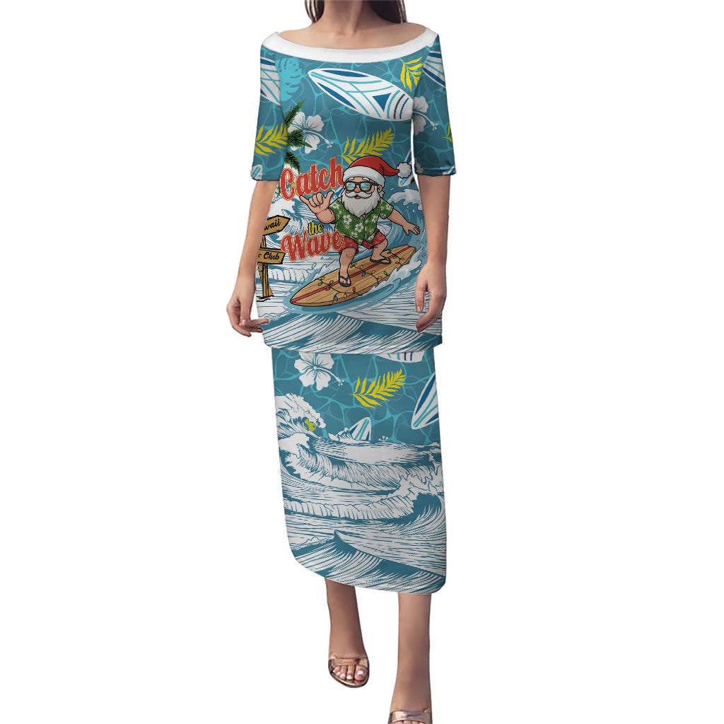 Hawaii Summer Christmas Family Matching Puletasi and Hawaiian Shirt Surfing Santa Shaka Catch The Wave LT14 Mom's Dress Teal - Polynesian Pride