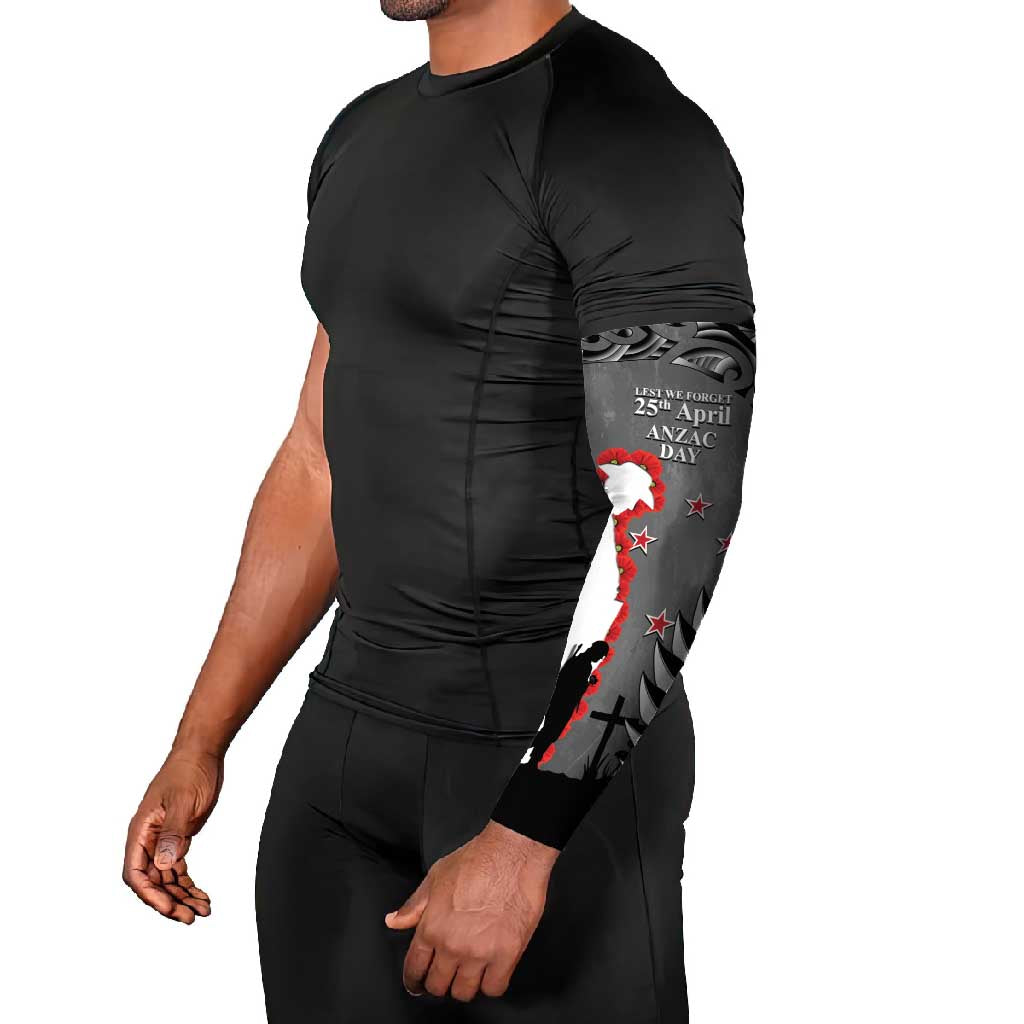 New Zealand ANZAC Day Arm Sleeves 25th April Silver Fern With Poppy - Polynesian Pride