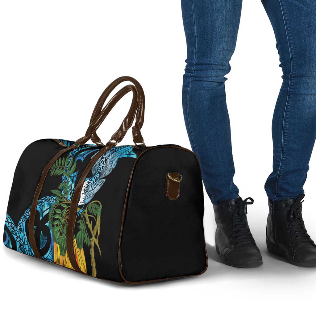 Turquoise New Zealand Kowhai And Piwakawaka Travel Bag Maori Ngaru Paua Shell - Polynesian Pride