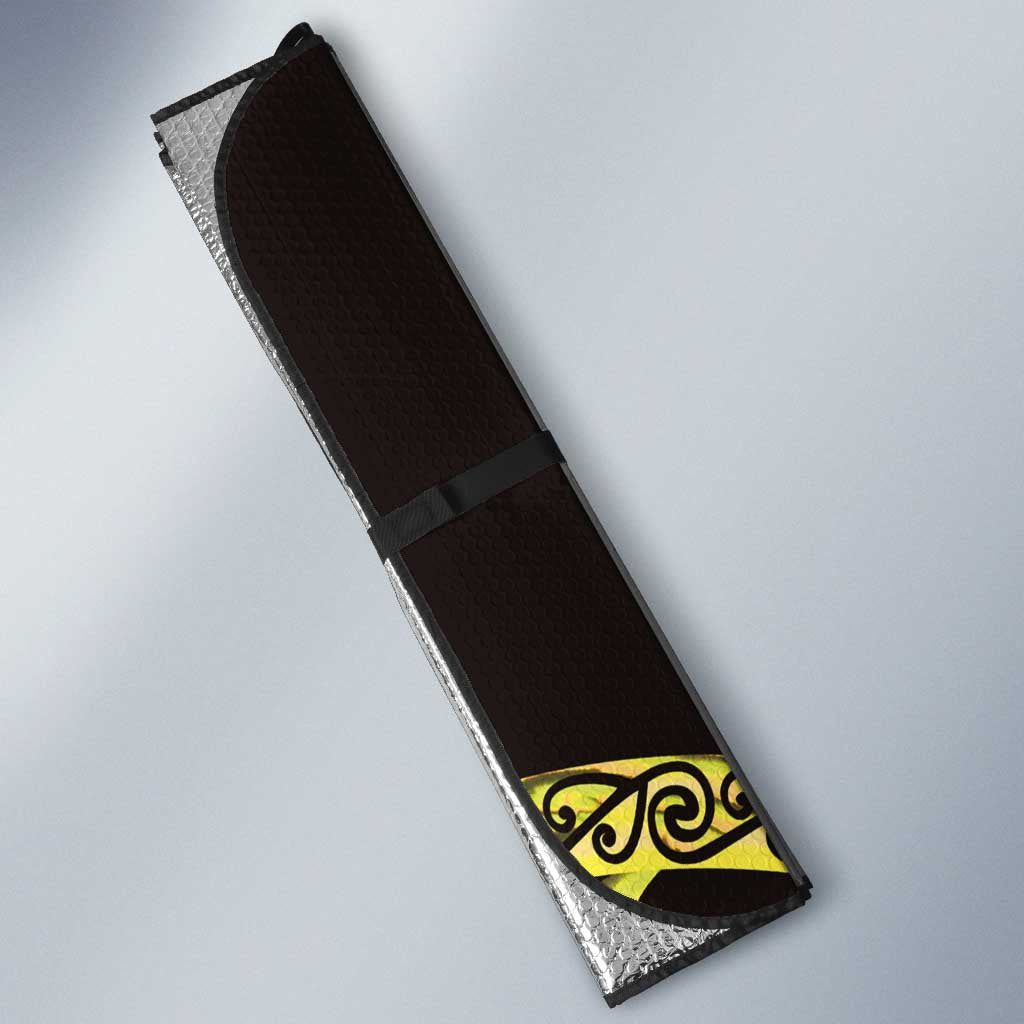 Yellow New Zealand Kowhai And Piwakawaka Auto Sun Shade Maori Ngaru Paua Shell - Polynesian Pride