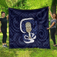 Blue New Zealand Eel Quilt Aotearoa Maori Tuna With Kotiate Weapon LT14 - Polynesian Pride