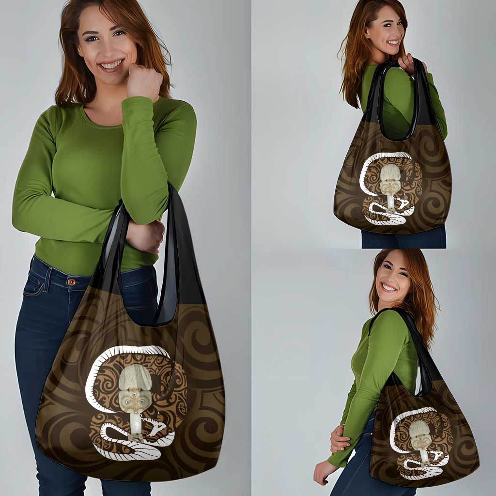 Gold New Zealand Eel Grocery Bag Aotearoa Maori Tuna With Kotiate Weapon