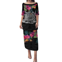 Personalised Hawaii Family Matching Puletasi and Hawaiian Shirt Humpback Whale Tattoo With Tropical Flowers Black LT14 Mom's Dress Black - Polynesian Pride