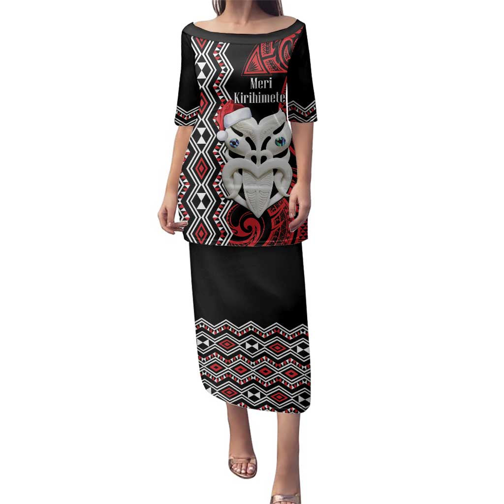 Personalised New Zealand Christmas Family Matching Puletasi and Hawaiian Shirt Meri Kirihimete Maori Wheku - Taniko Art LT14 Mom's Dress Black - Polynesian Pride