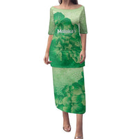 Aloha Hawaii Molokai Island Family Matching Puletasi and Hawaiian Shirt Hibiscus Tribal Honu Hawaiian Tattoo Green LT14 Mom's Dress Green - Polynesian Pride