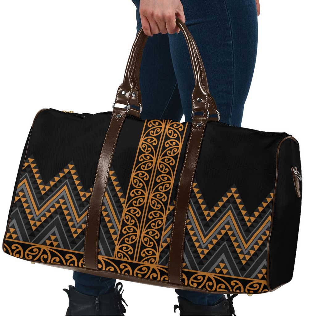 Gold Aotearoa Mangopare Kowhaiwhai Niho Taniwha Travel Bag Maori New Zealand LT14 - Polynesian Pride