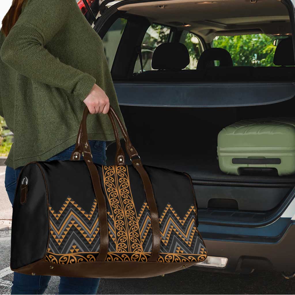 Gold Aotearoa Mangopare Kowhaiwhai Niho Taniwha Travel Bag Maori New Zealand LT14 - Polynesian Pride