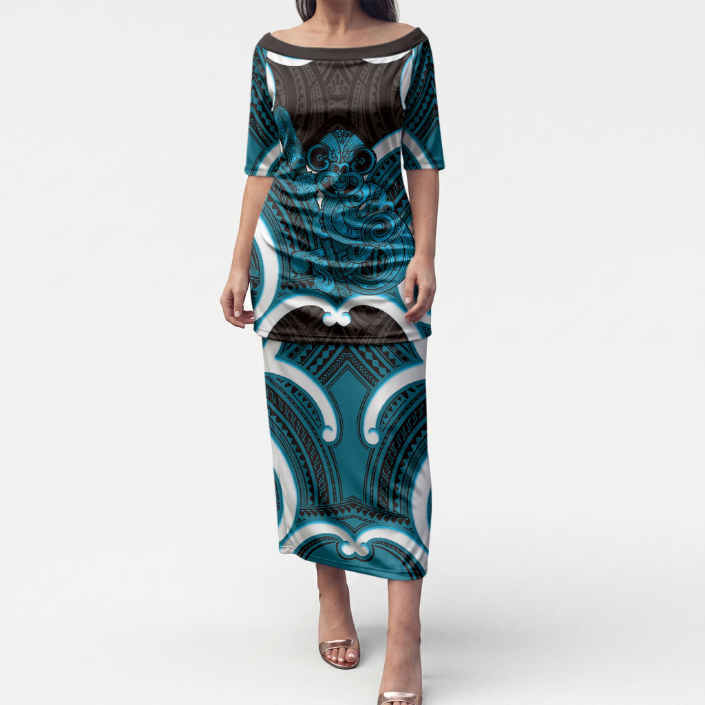 Kikorangi Aotearoa Atua Tumatauenga Personalised Puletasi Maori God Of War Tiki With Taiaha LT14 Long Dress Blue - Polynesian Pride