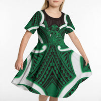 Kakariki Aotearoa Atua Tumatauenga Personalised Kid Short Sleeve Dress Maori God Of War Tiki With Taiaha LT14 - Polynesian Pride