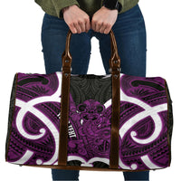 Waiporoporo Aotearoa Atua Tumatauenga Personalised Travel Bag Maori God Of War Tiki With Taiaha LT14 Purple - Polynesian Pride