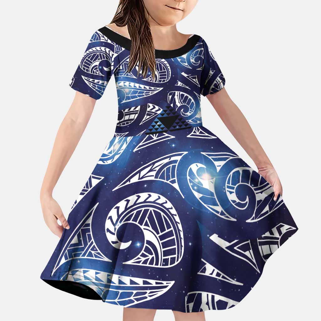 Matariki New Zealand Family Matching Mermaid Dress and Hawaiian Shirt NZ Niho Taniwha Maori New Year Blue Galaxy LT14 Daughter's Dress Blue - Polynesian Pride