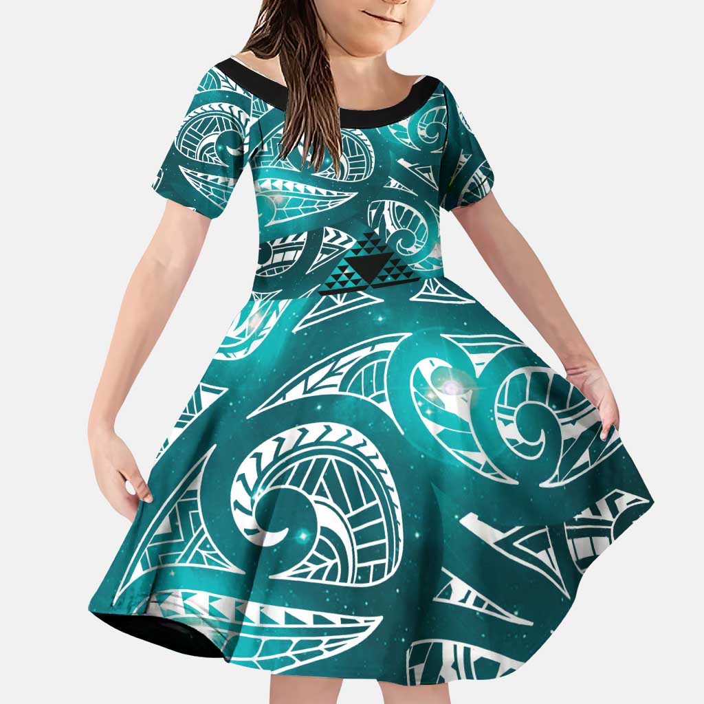 Matariki New Zealand Family Matching Off Shoulder Maxi Dress and Hawaiian Shirt NZ Niho Taniwha Maori New Year Cyan Galaxy LT14 Daughter's Dress Cyan - Polynesian Pride