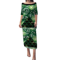 Matariki New Zealand Family Matching Puletasi and Hawaiian Shirt NZ Niho Taniwha Maori New Year Green Galaxy LT14 Mom's Dress Green - Polynesian Pride
