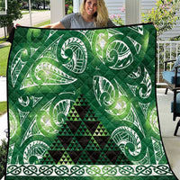 Matariki New Zealand Quilt NZ Niho Taniwha Maori New Year Green Galaxy
