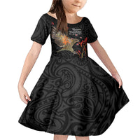 Personalised New Zealand Kea Family Matching Mermaid Dress and Hawaiian Shirt Nestor Notabilis With Harakeke Maori Pattern LT14 Daughter's Dress Black - Polynesian Pride