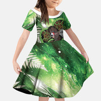 Piwakawaka New Zealand Christmas In July Family Matching Long Sleeve Bodycon Dress and Hawaiian Shirt NZ Aroha Koru Fern Marble Vibes LT14 Daughter's Dress Green - Polynesian Pride