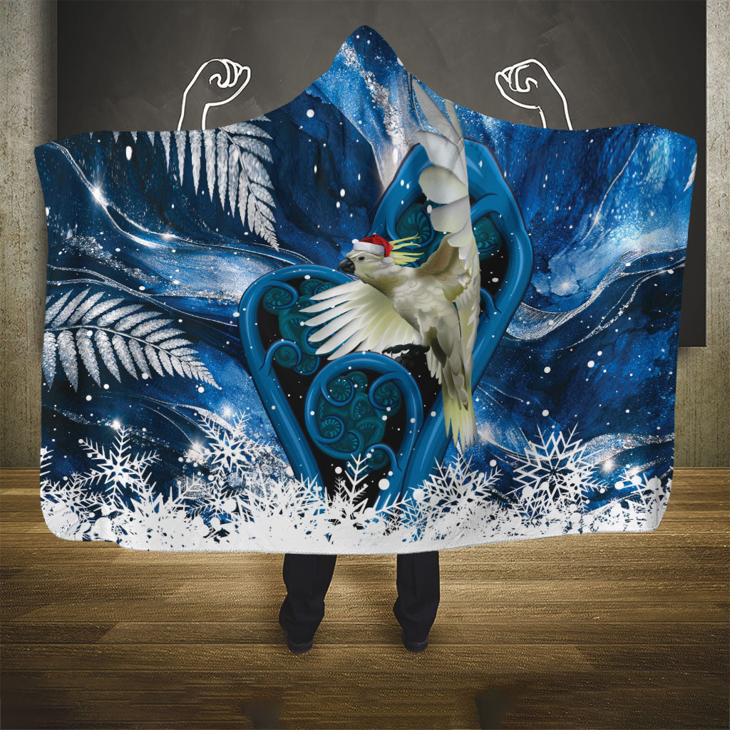 Sulphur-crested Cockatoo New Zealand Christmas In July Hooded Blanket NZ Aroha Koru Fern Marble Vibes LT14 - Polynesian Pride