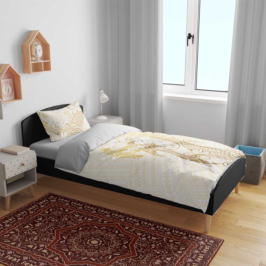 Gold and White Hawaii Bedding Set Hammerhead Shark Tattoo Curve Polynesian - Polynesian Pride